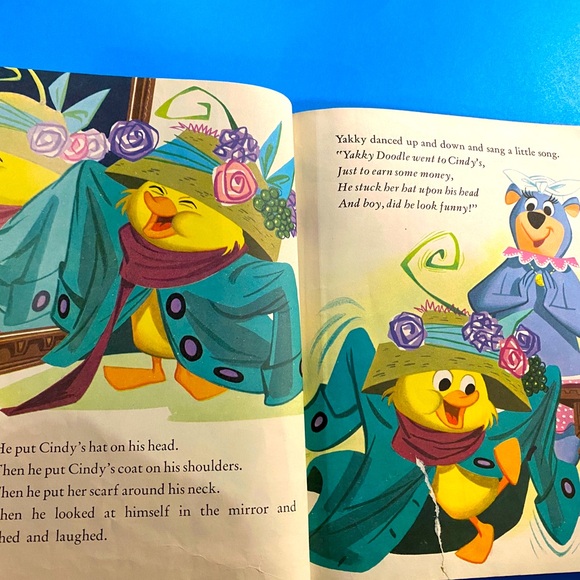 YOGI BEAR VTG 1962 A LITTLE GOLDEN BOOK YAKKY DOODLE AND CHOPPER HANNA-BARBERA - Picture 7 of 13